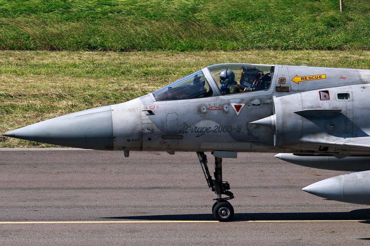 First French Mirage fighter jets reportedly arrive in Ukraine — here's what they can do