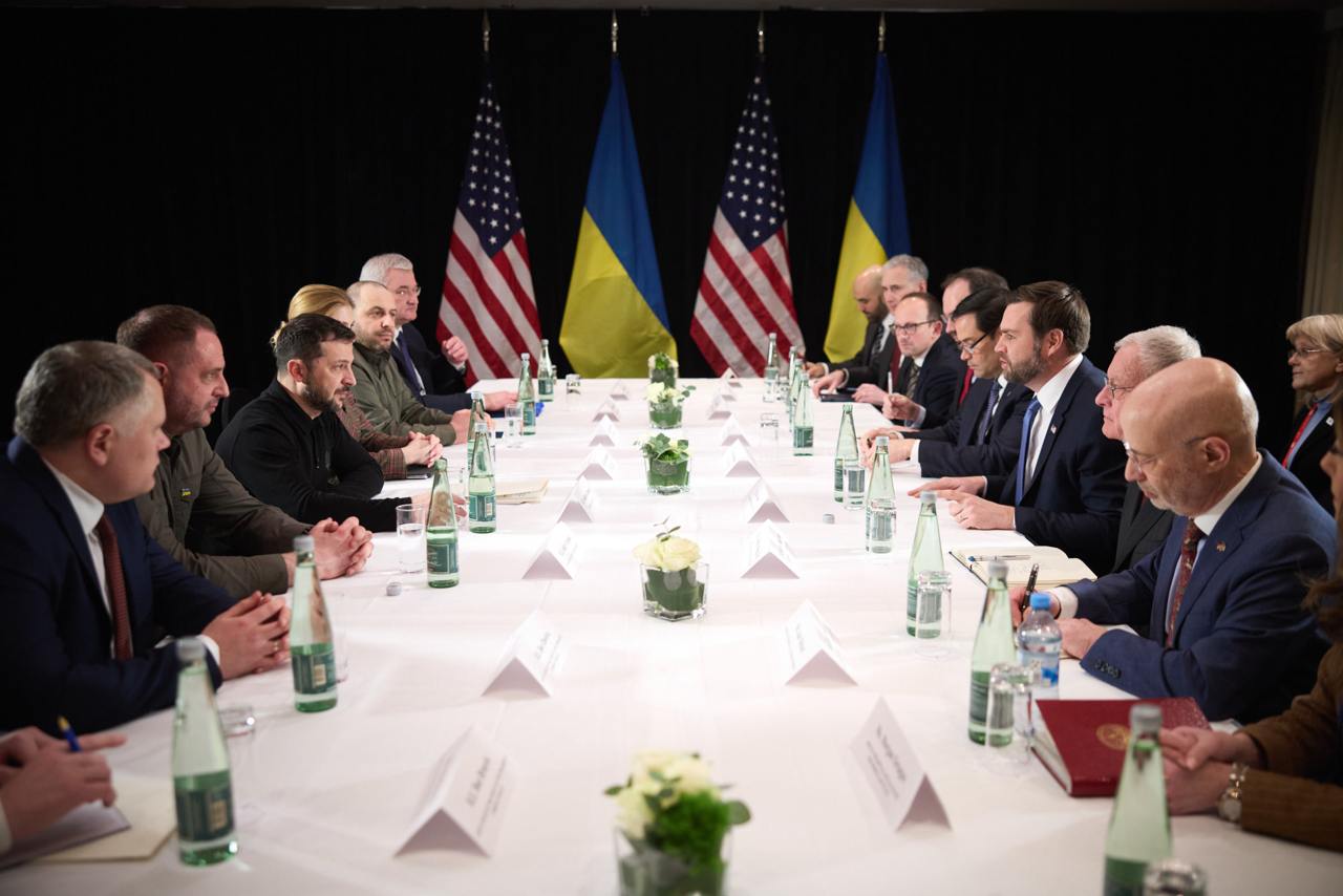 Trump administration presents 'improved' minerals draft to Ukraine after Zelensky's rejection, Axios reports