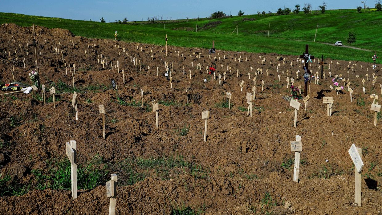 97,994 Russian soldiers killed in Ukraine identified by media investigation