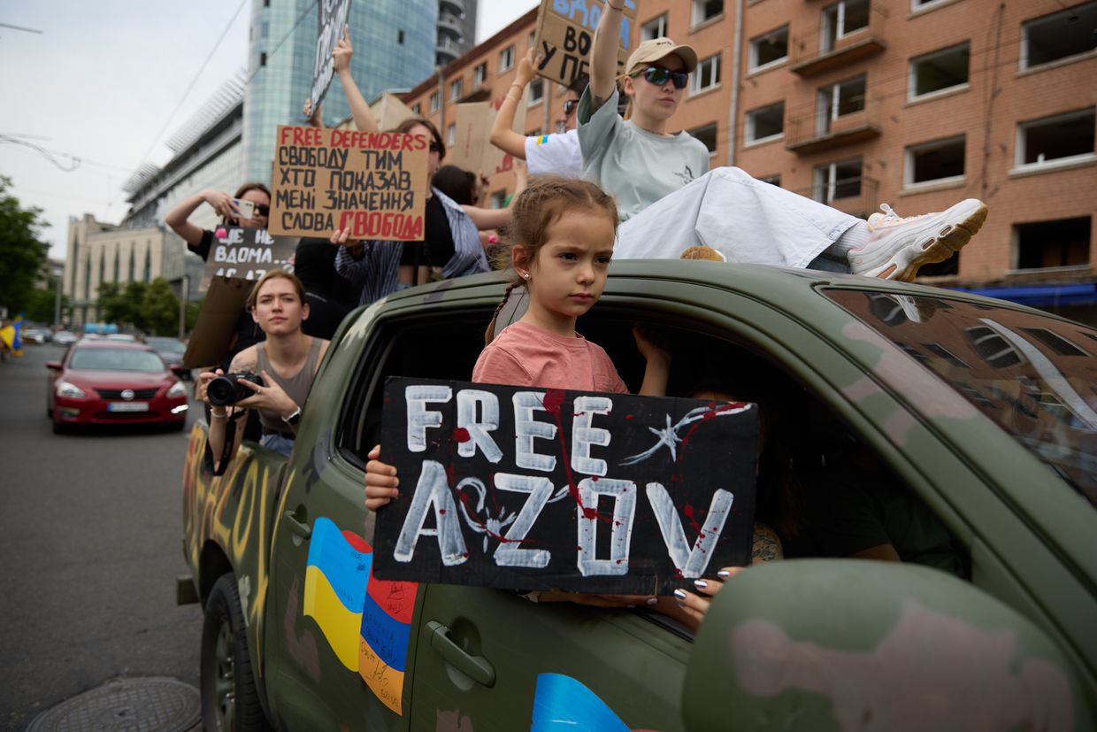 97,994 Russian soldiers killed in Ukraine identified by media investigation