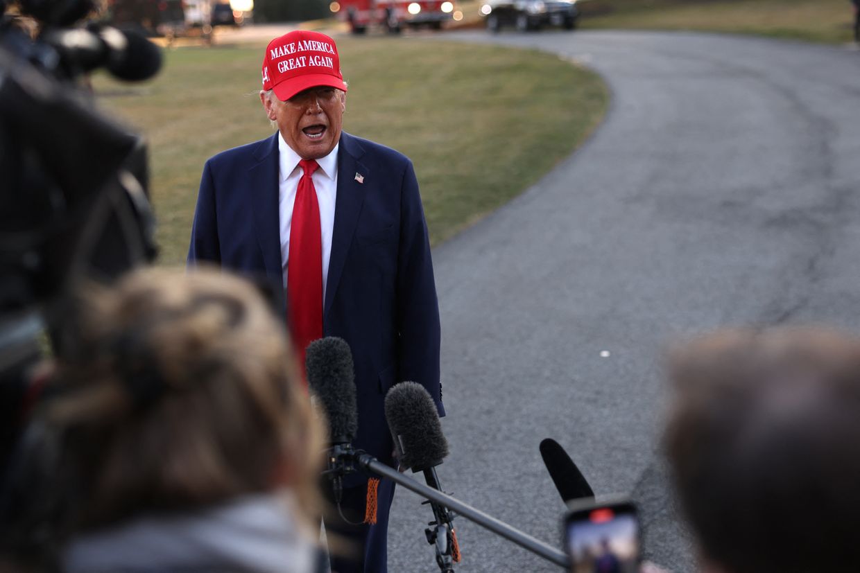 Trump to discuss potential suspension, cancellation of military aid for Ukraine on March 3