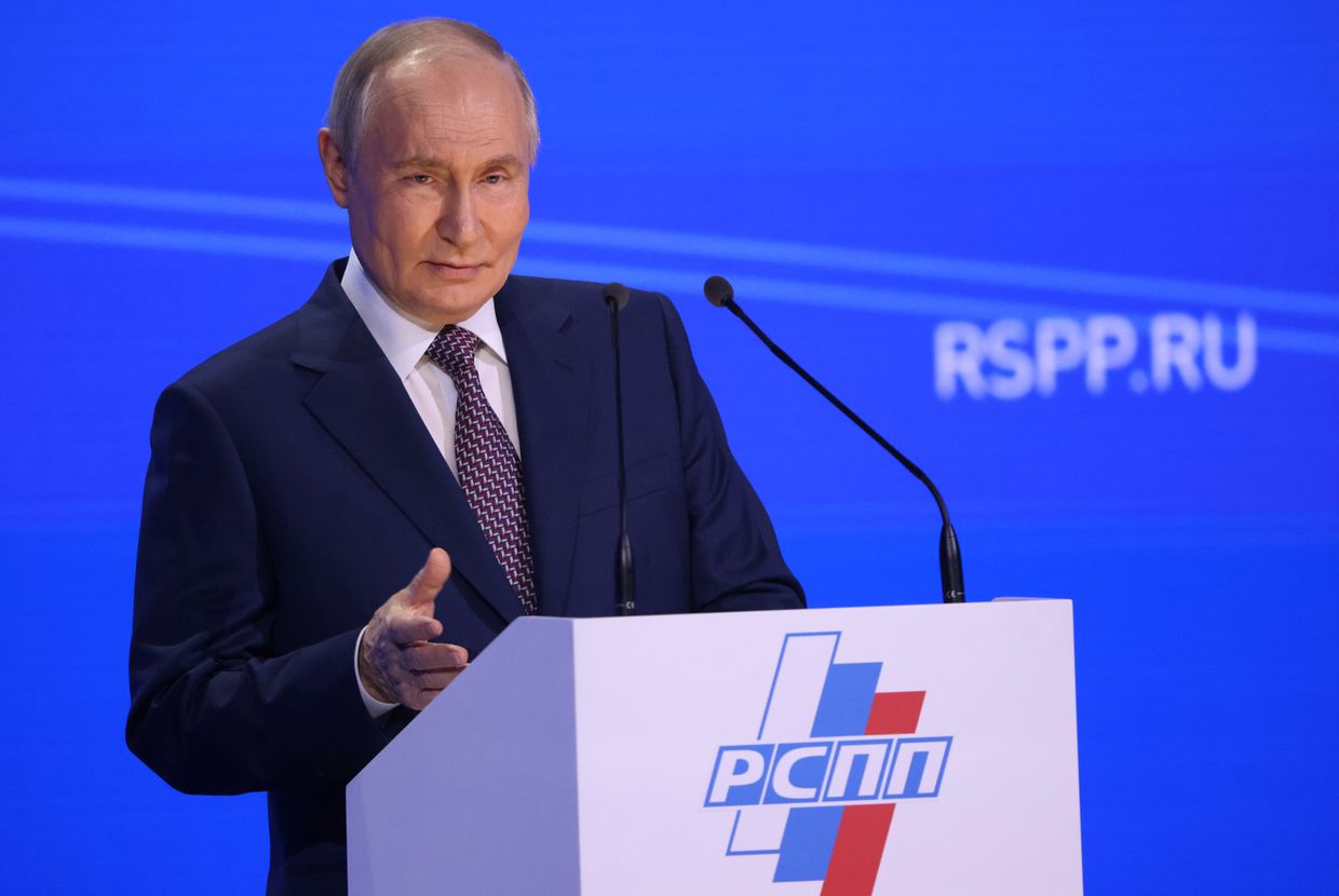 Zelensky confirms prisoner exchange, says he has not yet spoken with Trump after Putin call