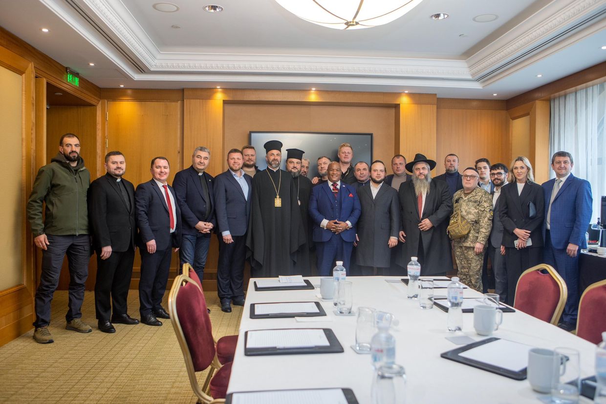 Trump's spiritual adviser visits Bucha, meets Ukraine's religious leaders