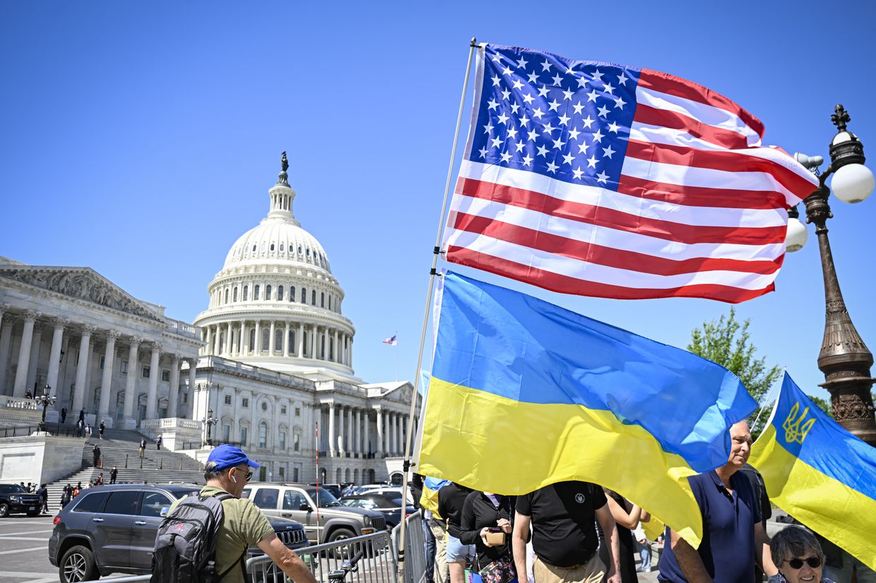 US lawmakers push new aid for Ukraine, tougher sanctions on Russia, Reuters reports