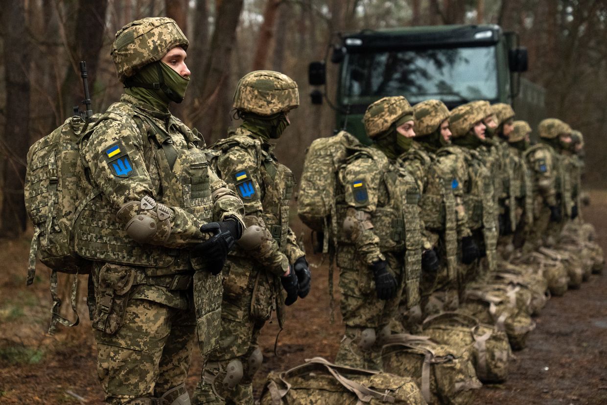 Russia announces 'resumption' of hostilities after Easter ceasefire as Kyiv reports violations