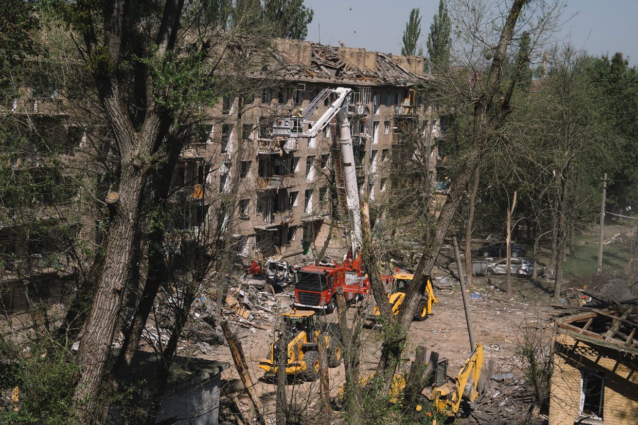 Russia continues deadly strikes on Ukraine, attack on Pavlohrad kills 3, injures at least 14, including children