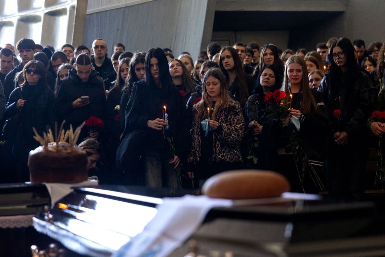 Kyiv teenagers mourn their friend killed by Russian missile (PHOTOS)