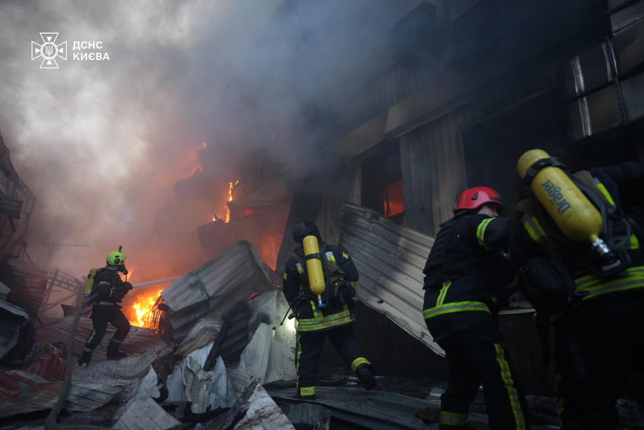 Russia attacked Ukraine with 23 missiles, 109 drones overnight, Air Force reports