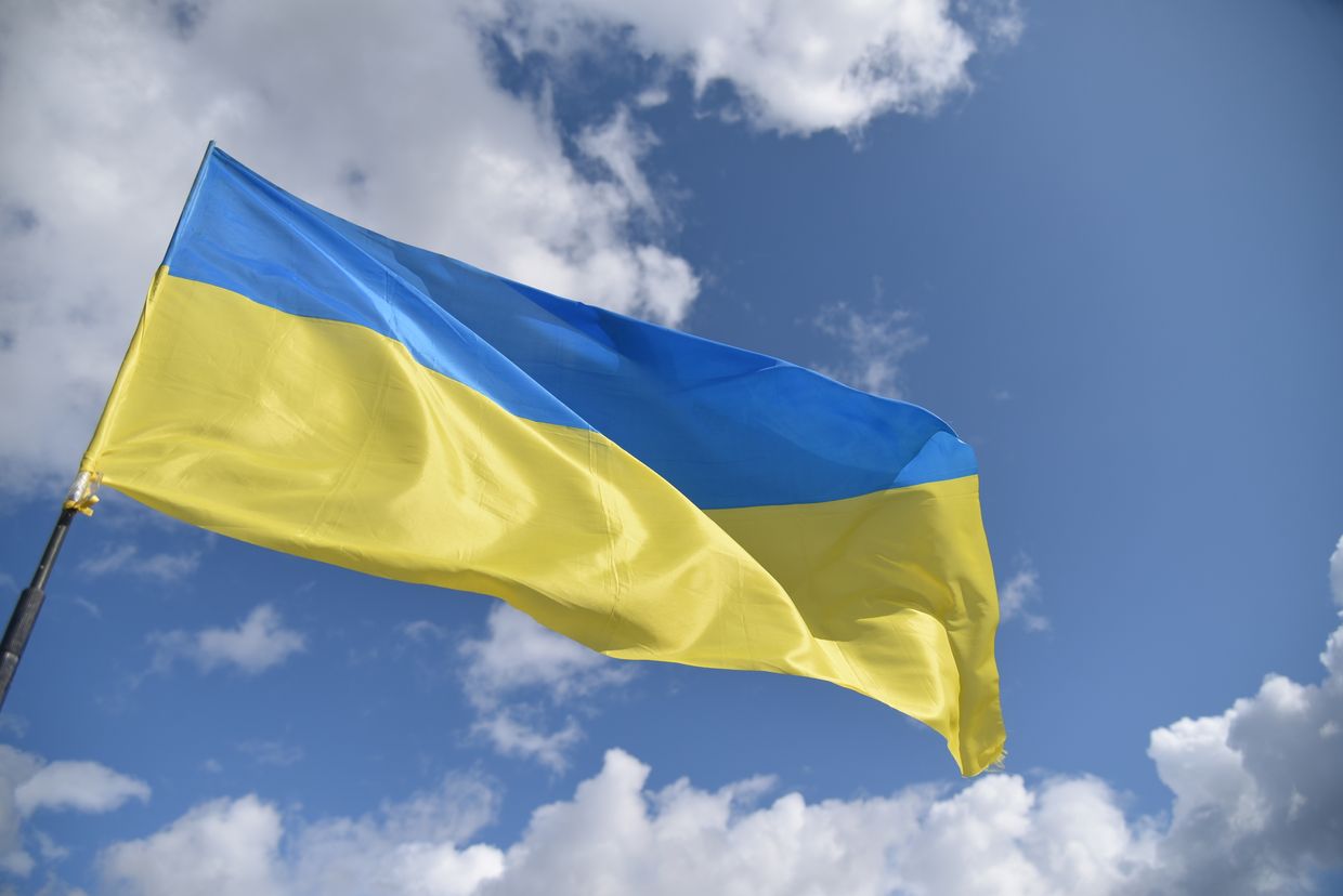 Majority of Ukrainians unwilling to trade territory or Western path for peace, poll shows