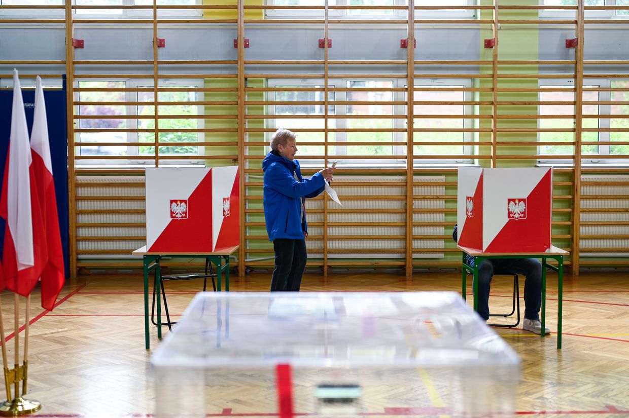 Nicusor Dan wins Romanian presidential election, defeating anti-Ukraine Simion