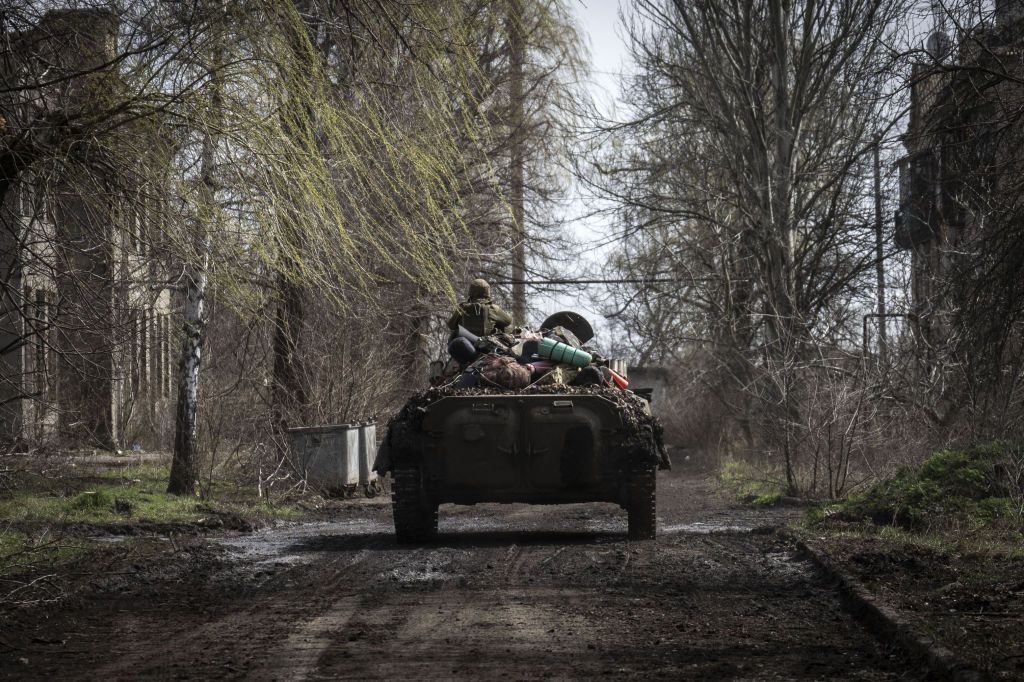 Norway to invest $400 million in Ukraine's drone, air defense missile production