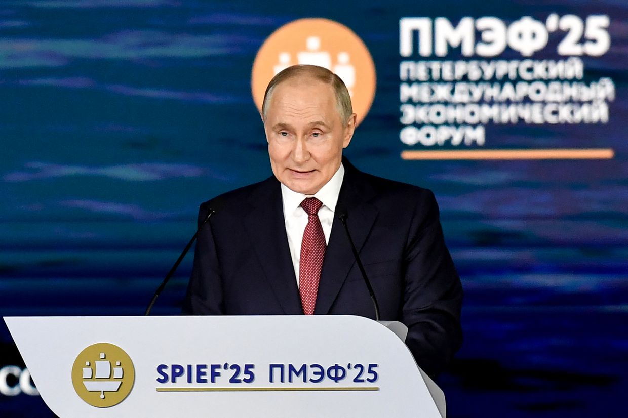Russia recruits Central Asia migrants as 'cannon fodder' in Ukraine war, HUR says