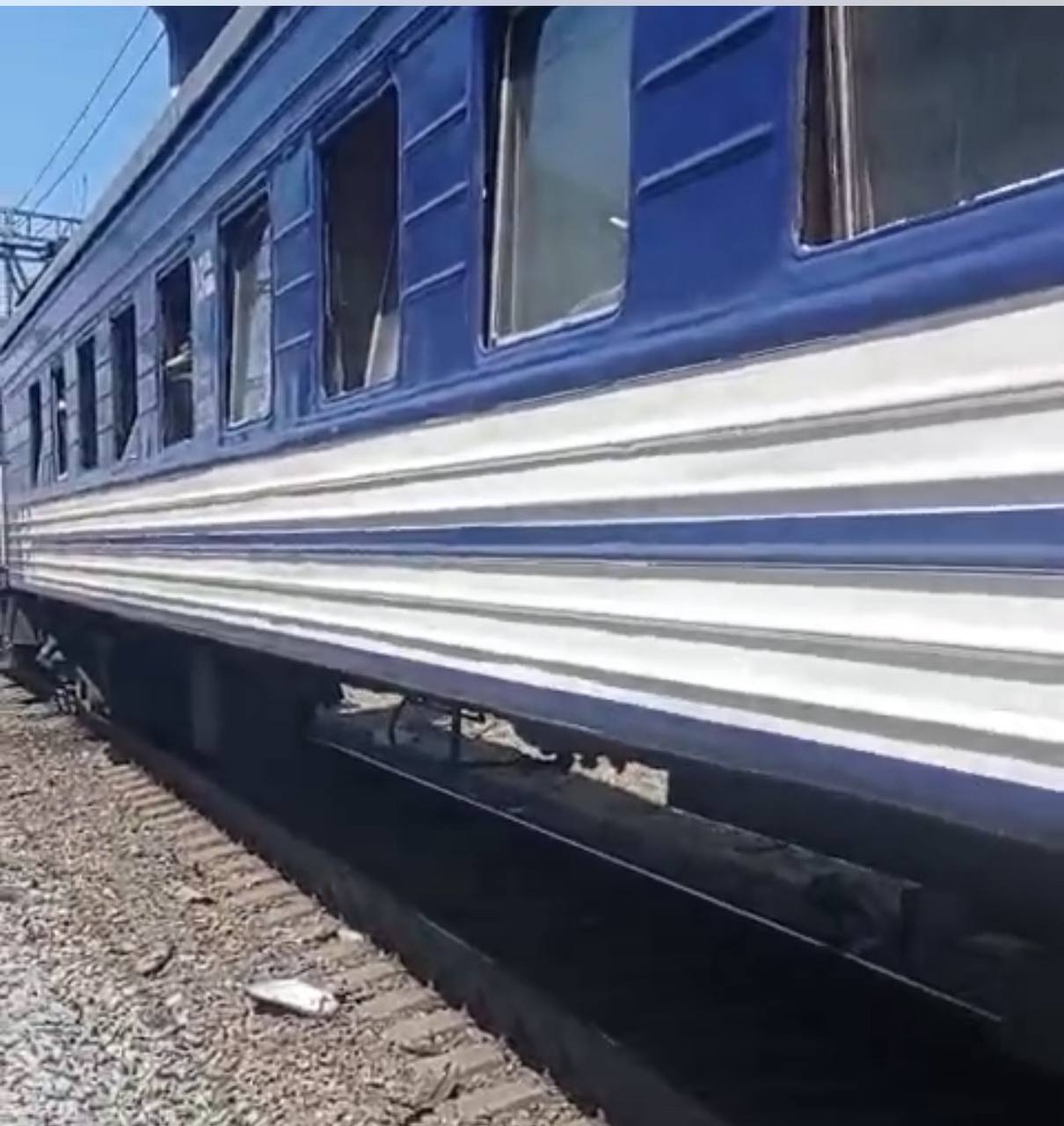 'Dead and wounded everywhere' — Russia strikes Dnipro with ballistic missiles, hits civilian train