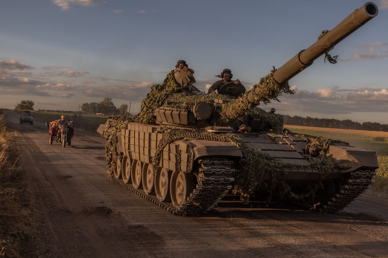 Ukraine's army chief bans tent camps for troops in training after Russian strikes